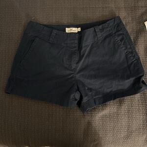 Dark blue vineyard vines shorts